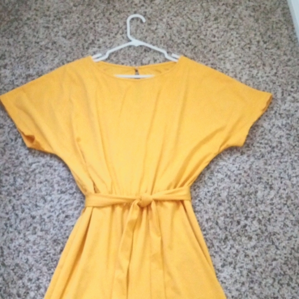 Women's jumpsuit.